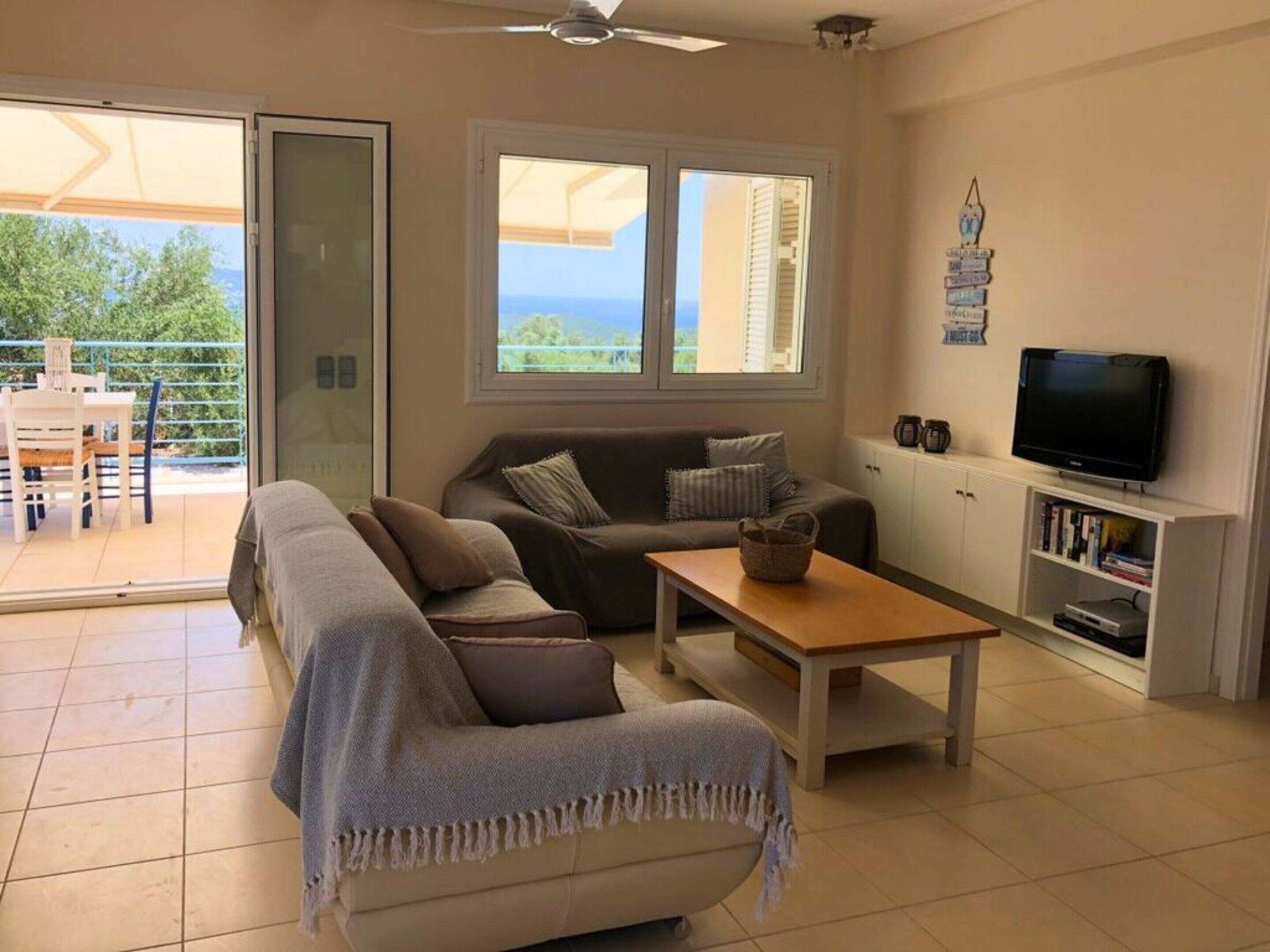 Mobile Home | Living area