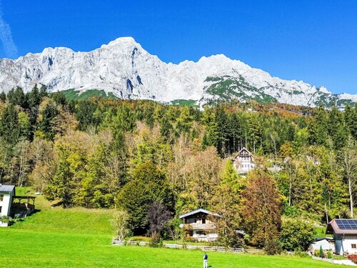 Wonderful private villa for 4 people with TV, patio and panoramic view