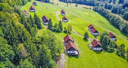 Stunning private villa for 8 guests with WIFI, pool, TV, patio, pets allowed and panoramic view