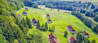 Beautiful private villa for 8 people with pool, WIFI, TV, patio, pets allowed and panoramic view