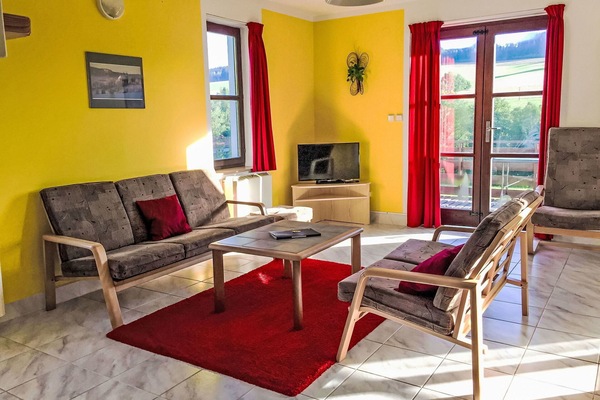 Tabelle, Möbel, Eigentum, Bilderrahmen, Fenster, Couch, Holz, Interior Design, Fussboden, Flooring