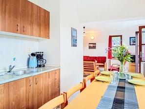 Dining - Wonderful private villa for 8 people with pool, WIFI, TV, patio, pets allowed and panoramic view (Nové Město Nad Metují)