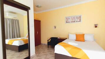 Desk, laptop workspace, free WiFi