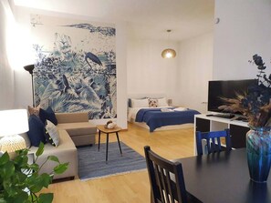 1 bedroom, iron/ironing board, travel cot, WiFi