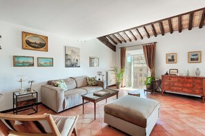 TV connectée, cheminée