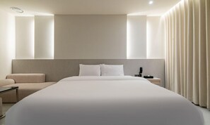 Junior Suite Room | Individually decorated, individually furnished, free WiFi, bed sheets - HOTEL THE ART UIWANG (Uiwang)