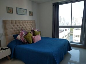 1 bedroom, bed sheets