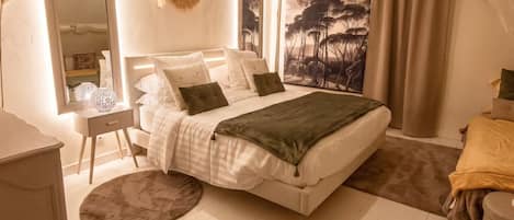 Chambre Double Deluxe, plusieurs lits, bain Ă remous, vue jardin
