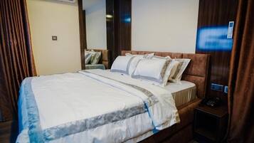 1 bedroom, WiFi, bed sheets