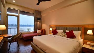 Deluxe Room Ganga Facing