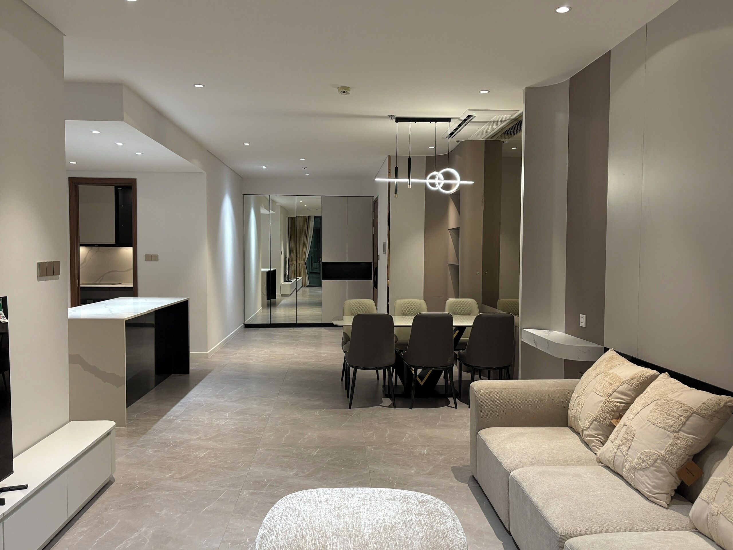 Lägenhet Superior - 3 sovrum - utsikt mot staden | Sängtillbehör av högsta kvalitet och bäddmadrasser