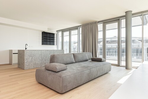 Waterfront Luxury Apartment