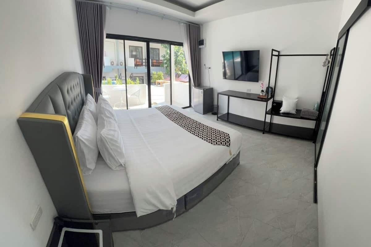 Rom – deluxe, adgang til basseng | Wi-fi (inkludert)