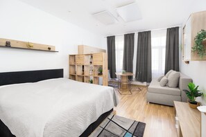 Apartment, 1 Queen Bed with Sofa bed | Iron/ironing board, free WiFi - Apartment Johannitergasse  (Vienna)