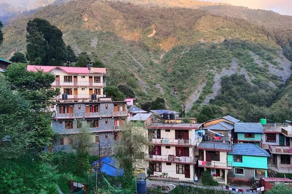 Hotel Anuj Regency