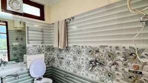 ห้องคลาสสิกดับเบิล, วิวภูเขา | ห้องน้ำ