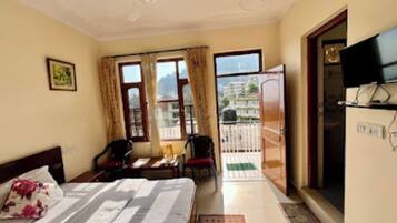 Classic Double Room, Mountain View | Free WiFi
