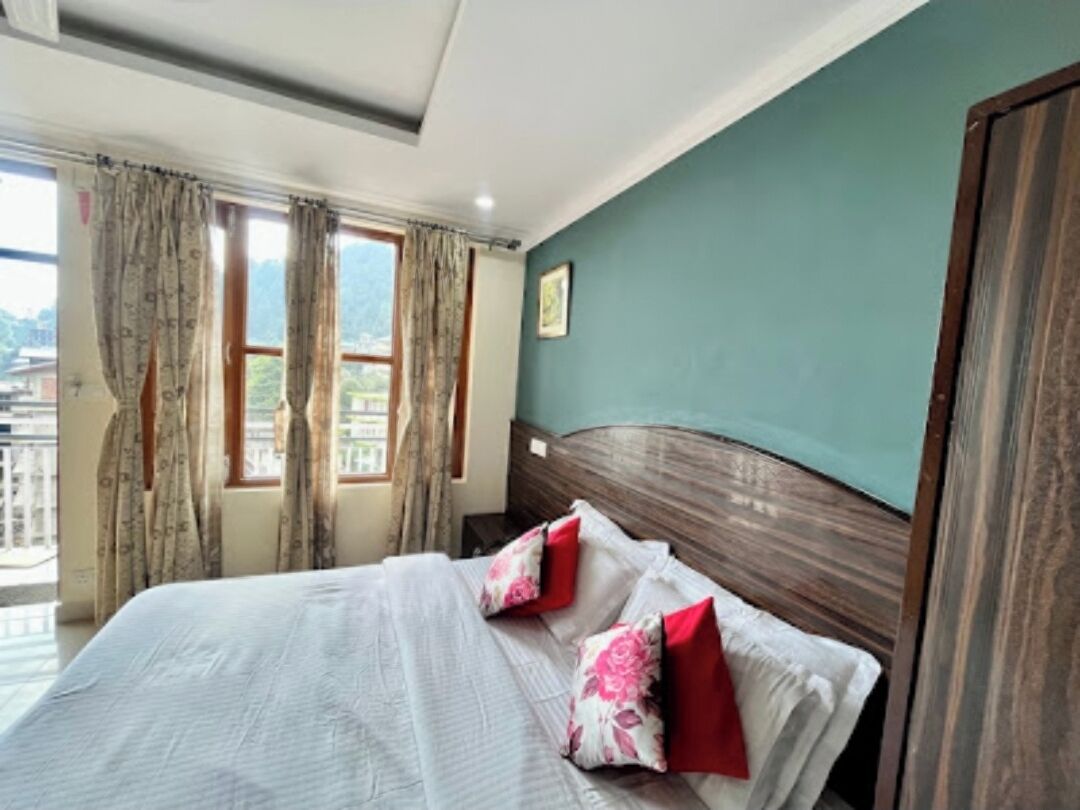 Classic Double Room, Mountain View | Free WiFi