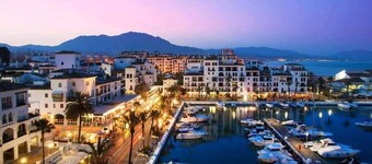 Top Floor Apt Close To Duquesa