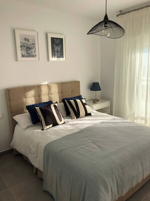 Lejlighed - 1 soveværelse - balkon - havudsigt | 2 soveværelser