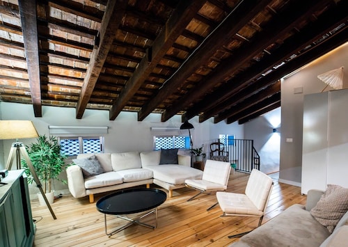 Duplex Loft And Home Office 140m2 Plus a 70m2 Terrace