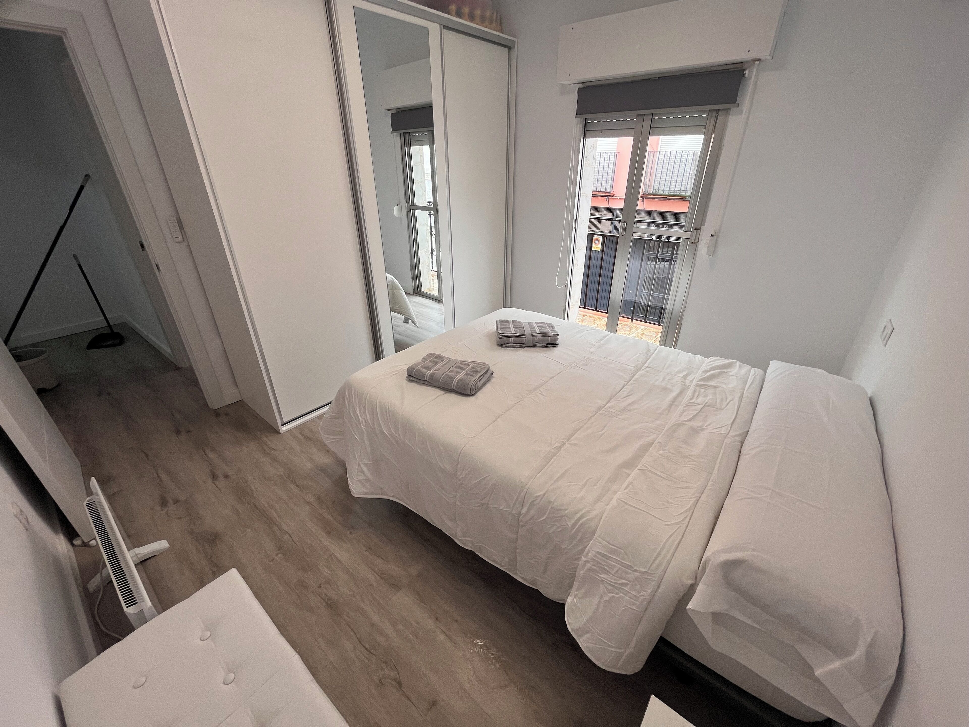 Nhà, 3 phòng ngủ, ban công, quang cảnh thành phố | 3 phòng ngủ 