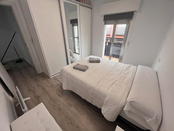 Maison, 3 chambres, balcon, vue sur la ville | 3 chambres