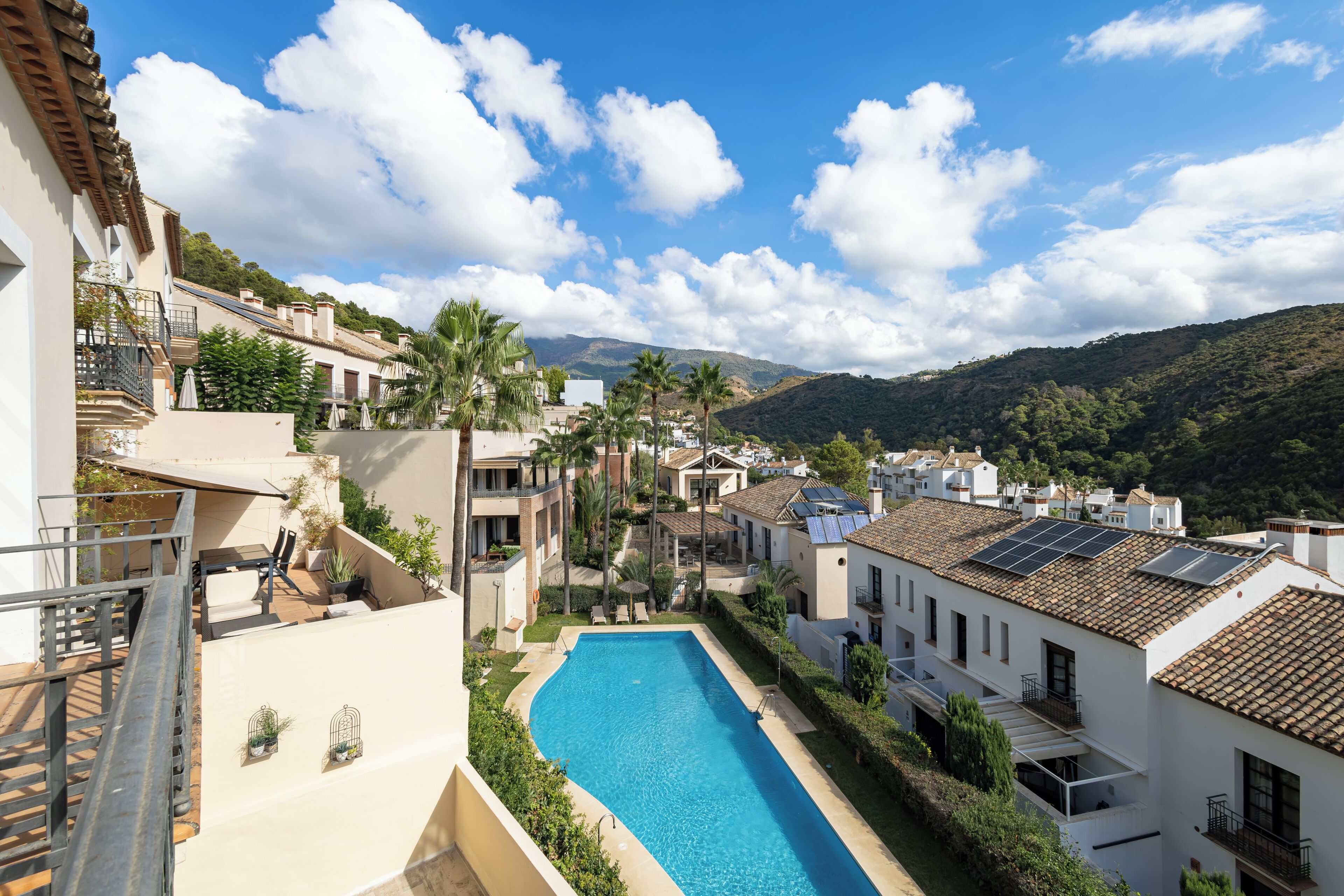 Apartament, 3 dormitoris, terrassa, vistes a la muntanya | Piscina | Piscina a l'aire lliure 