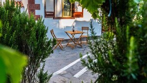 Loft, 2 Bedrooms | Outdoor dining - House Niebla In The Center Of Alajeró (Alajero)