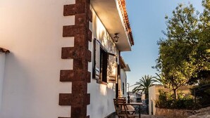 Loft, 2 Bedrooms | Exterior - House Niebla In The Center Of Alajeró (Alajero)