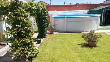 House, 3 Bedrooms, Smoking, Garden View | Garden