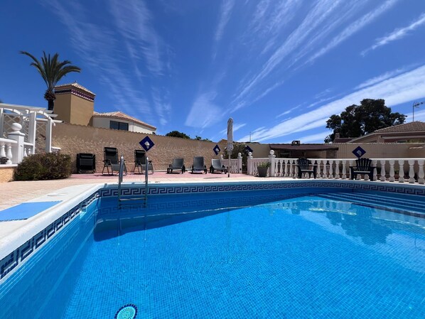 Chalet, 3 habitaciones, fumadores, piscina privada | Piscina | Una piscina al aire libre