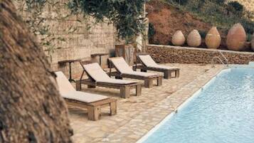 Apartemen, 1 kamar tidur, pemandangan gunung | Kolam renang