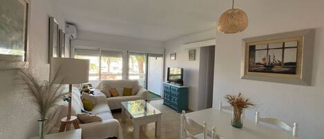 公寓, 2 間臥室, 露台, 城市景觀 | 餐廳