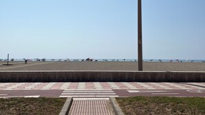 Unclassified image, 4 of 24, button - Lovely 2 Bedroom Apartment Near the Beach (Roquetas de Mar)