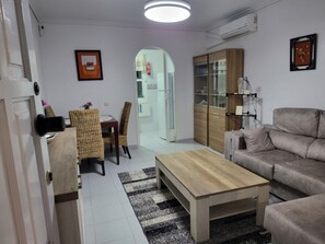 House, 2 Bedrooms, Balcony | Living area - VAO Holiday Rental-los Narejos by Oasis (Los Alcazares)
