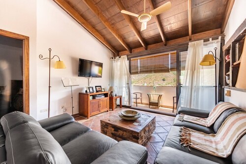 Traditional House In Benahavis Village