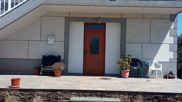 Apartamento, 3 habitaciones, balcón, vistas al jardín | Detalle del exterior