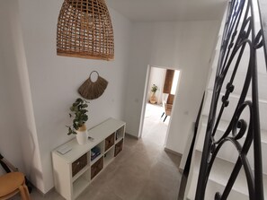 Leilighet, 3 soverom, røyk, balkong | Innvendig