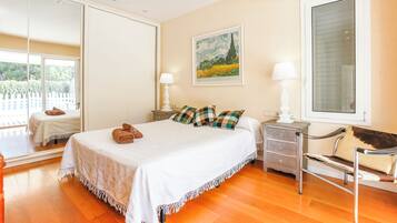 5 bedrooms