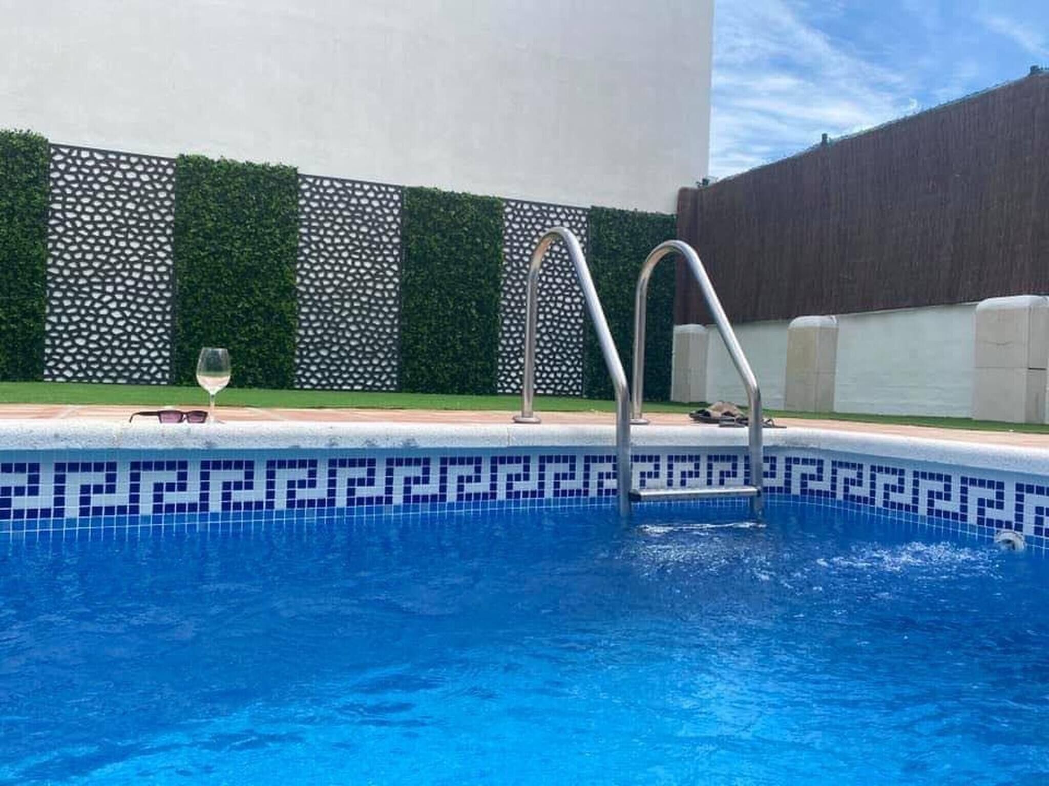 Casa, 4 dormitoris, piscina privada, vistes al jardí | Piscina | Piscina a l'aire lliure 