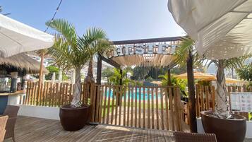 Apartment, 2 Bedrooms, Smoking, Balcony | Exterior