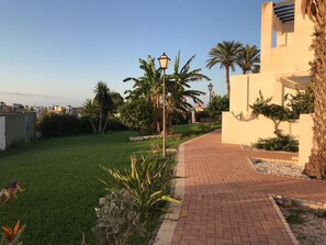 House, 2 Bedrooms, Smoking, Terrace | Garden