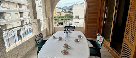 Lägenhet - 2 sovrum - rökare - terrass | Restaurang utomhus