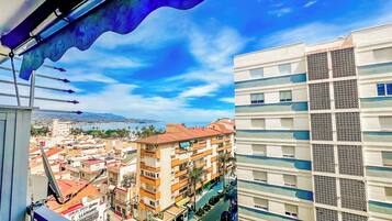 Apartment, 1 Bedroom, Smoking, Balcony | Property grounds