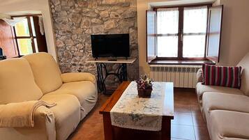 Huis, 3 slaapkamers, terras, uitzicht op tuin | Interieur