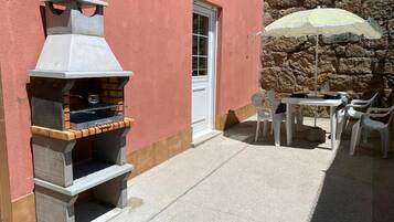 House, 2 Bedrooms, Accessible, Balcony | BBQ/picnic Area