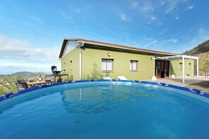 Appartement, 1 chambre, balcon, vue sur le jardin | Piscine | Piscine extérieure