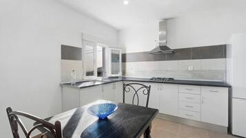 Apartament, 1 dormitori, balcó | Servei de restauració