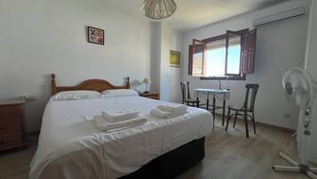 Appartement, 3 chambres, fumeurs, balcon | 3 chambres